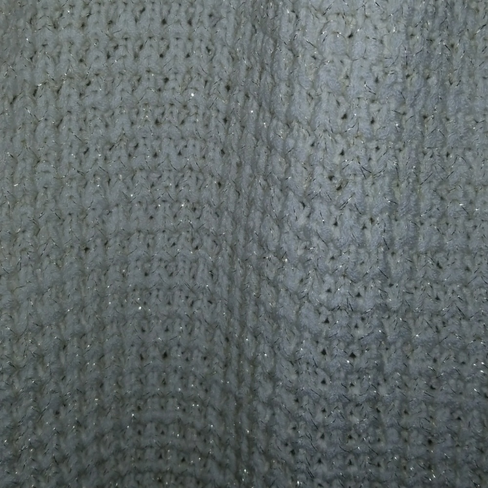 Loft Scarf - Picture 2 of 3